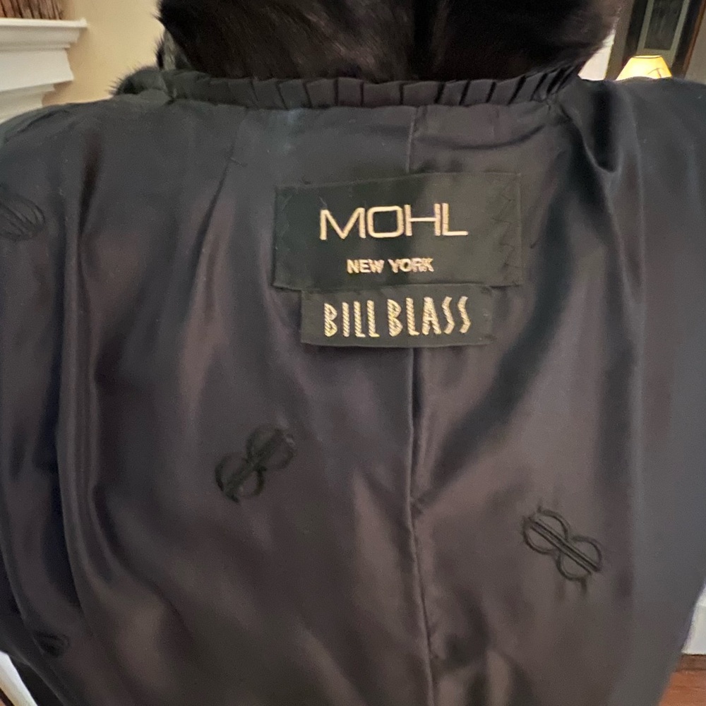 BILL BLASS MINK COAT - Picture 7 of 7